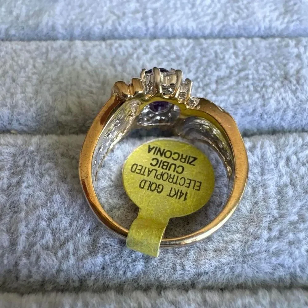 Source Unknown gold tone